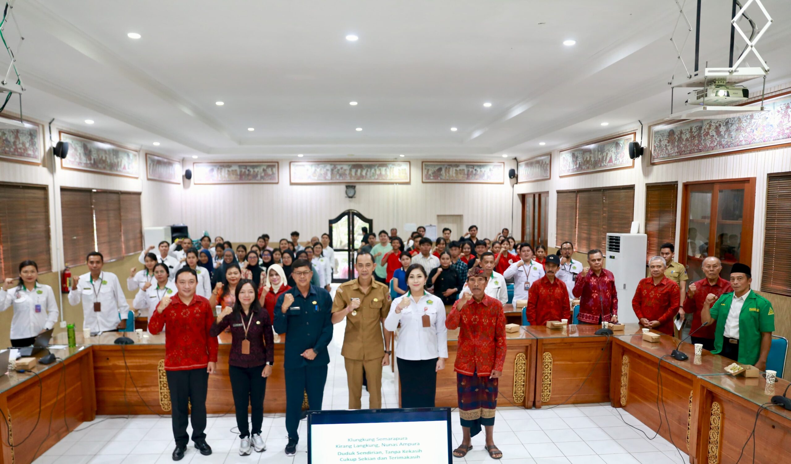 Wabup Tjok Surya membuka acara sarasehan pemuda