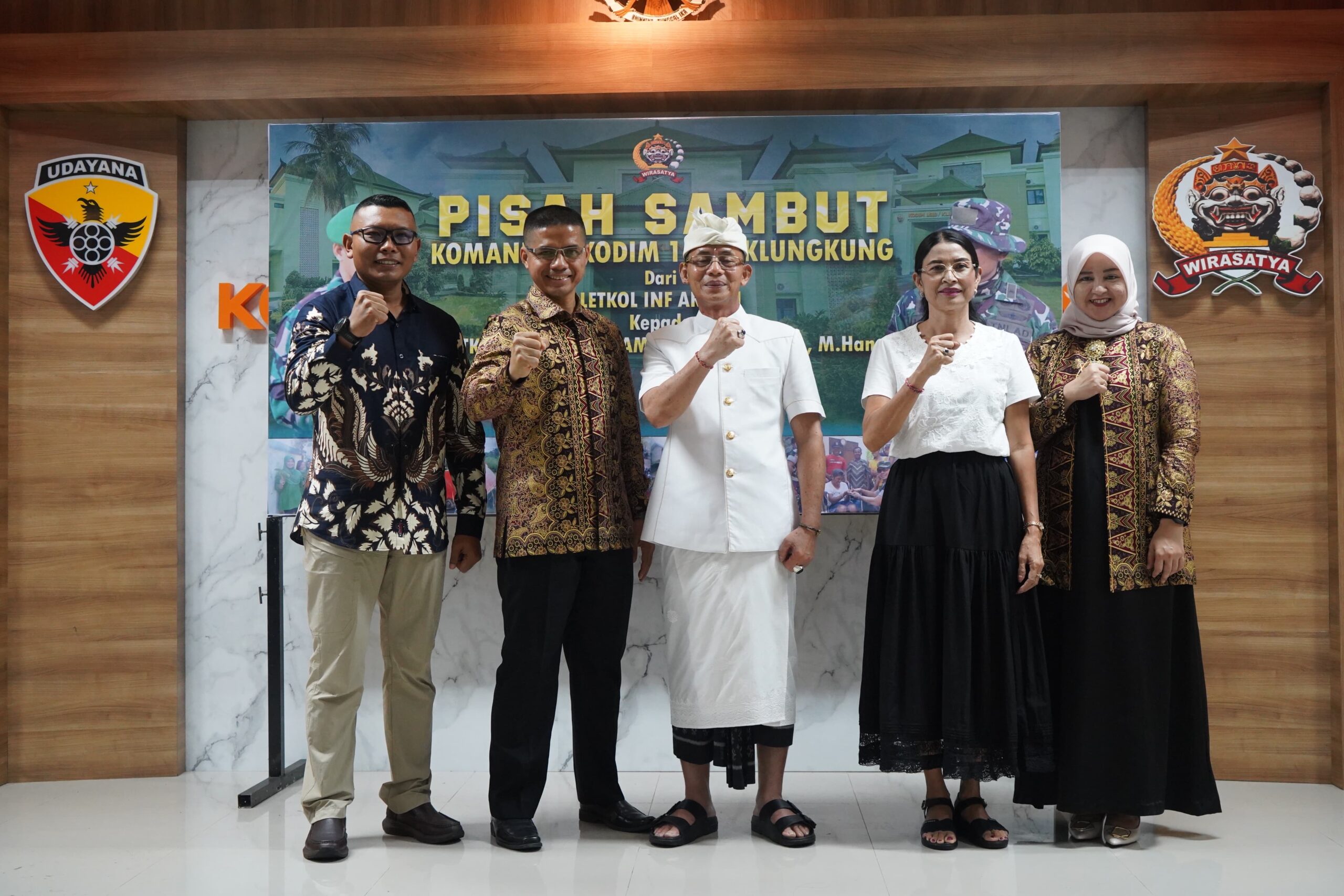 Pisah Sambut Dandim Klungkung dari Letkol Inf. Armen Kepada Letkol Kav Sidik Pramono
