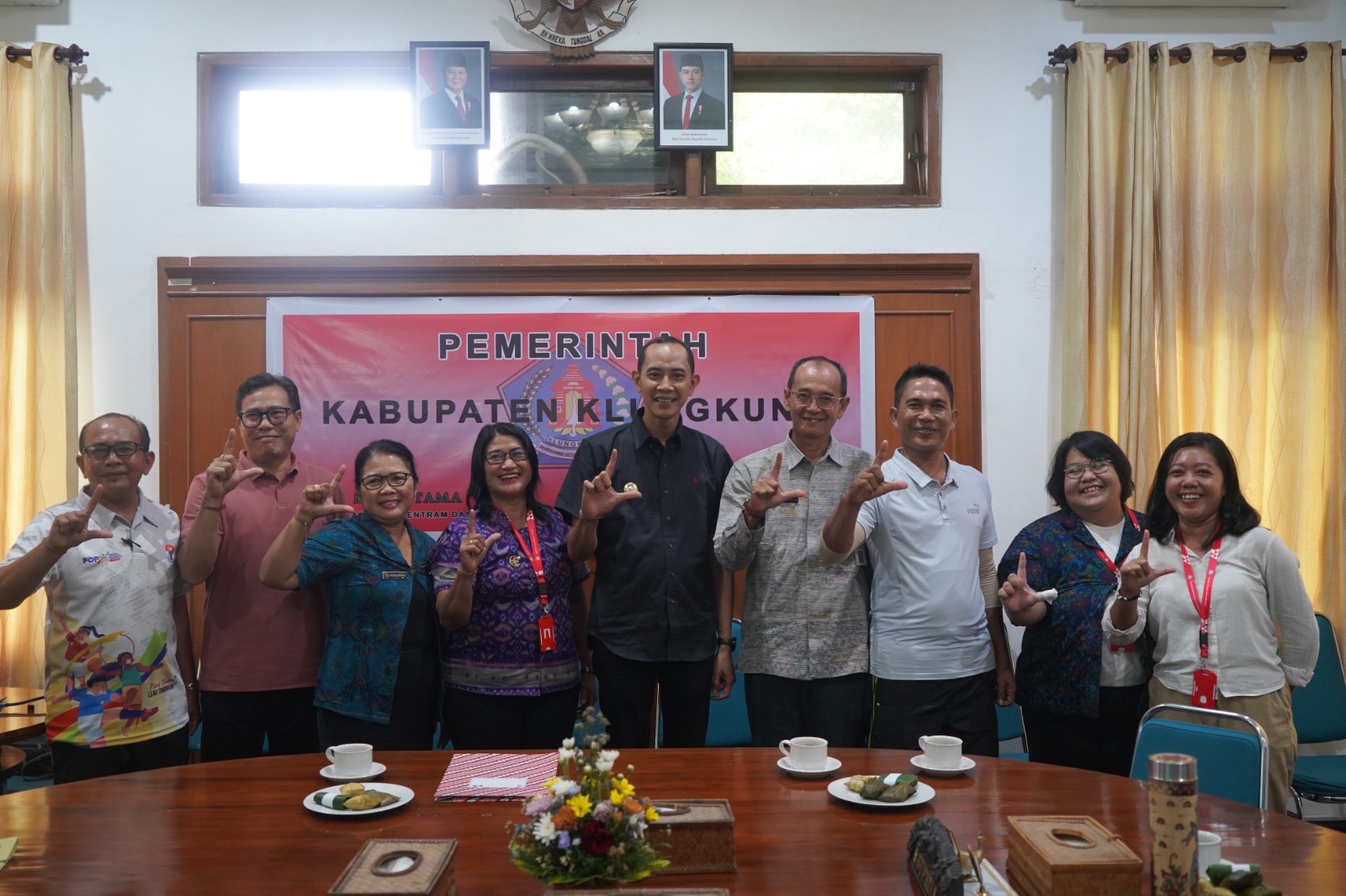 Wakil Bupati Klungkung Tjokorda Gde Surya Putra Menerima Audiensi dari Yayasan Literasi Anak Indonesia (YLAI)