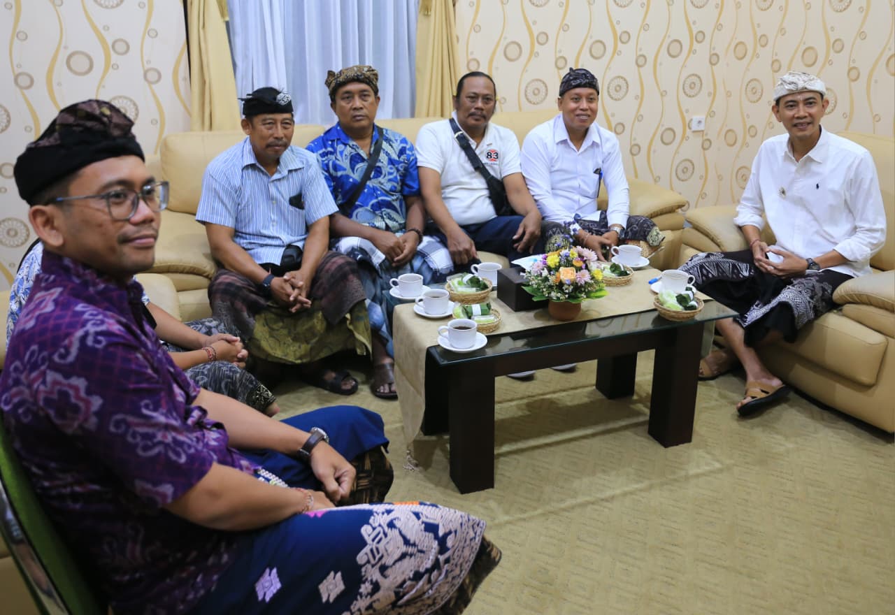 Wujudkan Kemandirian Desa, Pebekel Gelgel Paparkan Program Kepada Wabup Tjok Surya