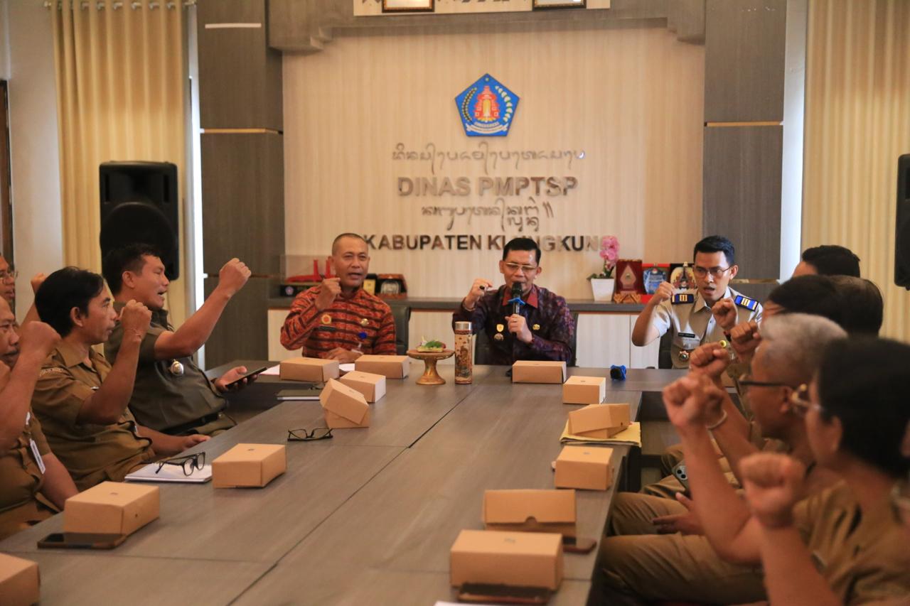 Antisipasi Pelanggaran Perizinan Berusaha, Bupati Satria Ajak Tim Jalin Kerjsama Yang Solid