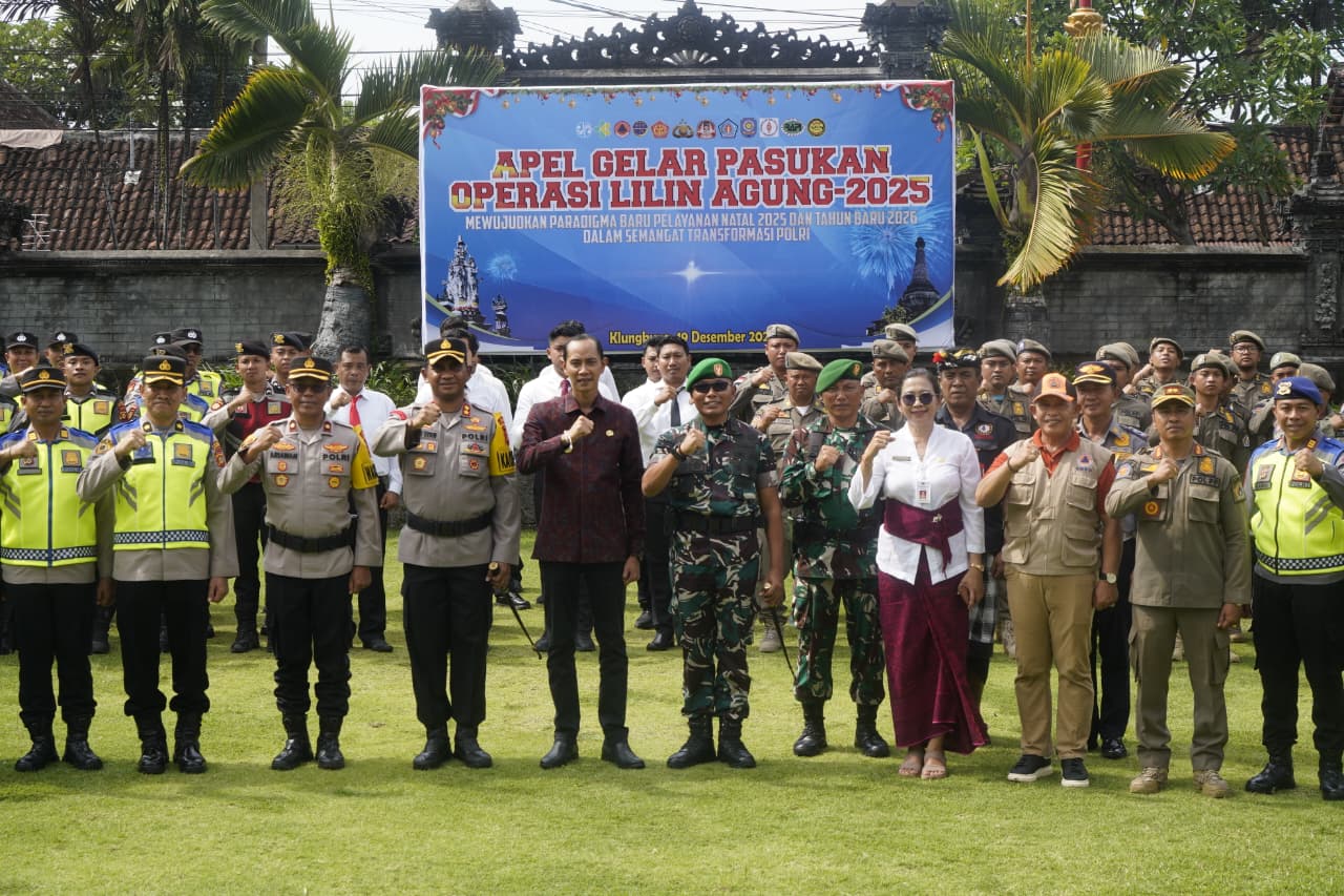 Apel Gelar Pasukan Dalam Rangka Pelayanan Natal 2025 dan Tahun Baru 2026