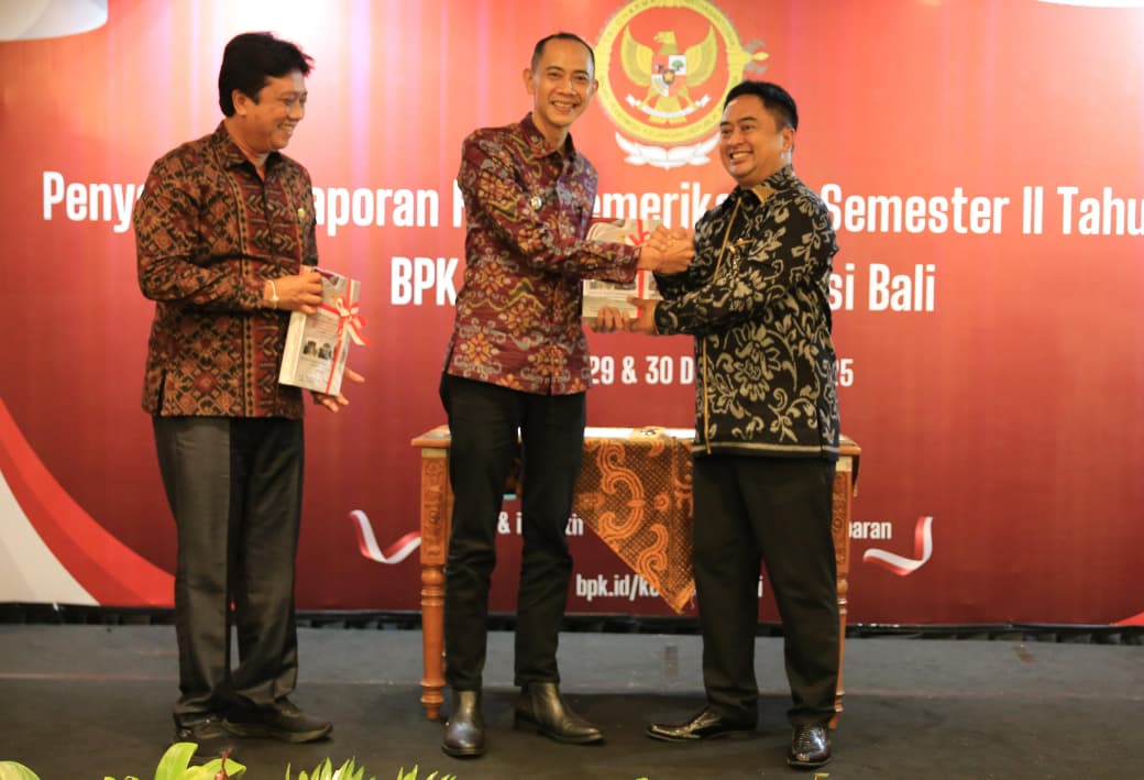 Penerimaan Laporan Hasil Pemeriksaan Kepatuhan atas Pengelolaan Pajak Daerah dan Retribusi Daerah Tahun 2024 s.d. Triwulan II Tahun 202