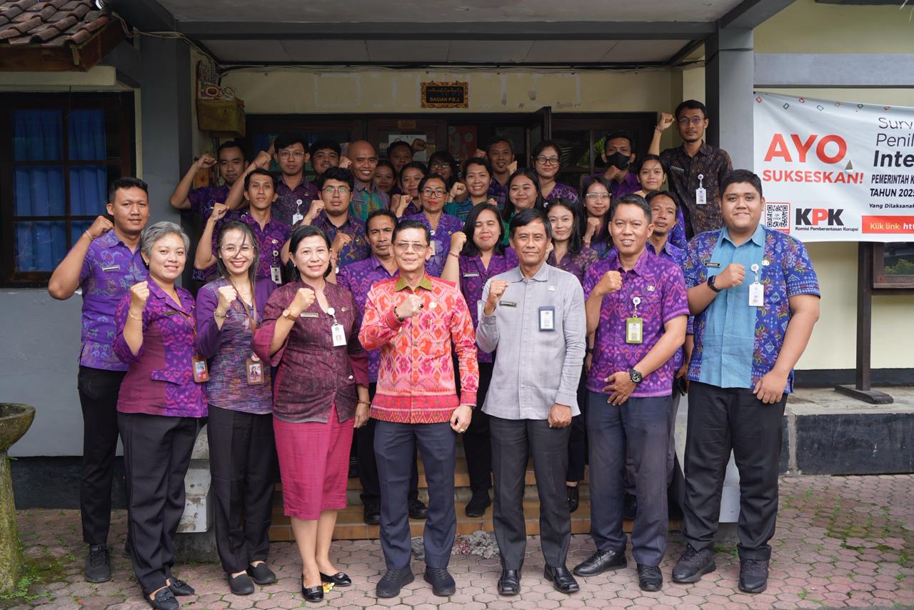 Wujudkan Program Visi Misi Berjalan Maksimal, Bupati Satria Motivasi Pegawai PBJ