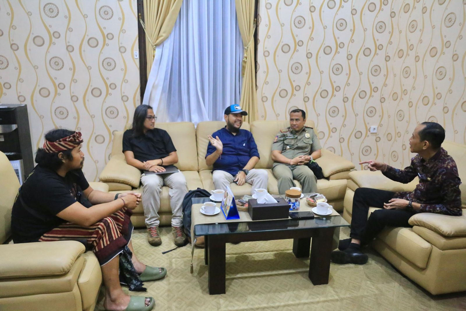 Wabup Tjok Surya Dukung Pengembangan Ekosistem Film di Klungkung Melalui Kolaborasi Bersama Komunitas Cineclue