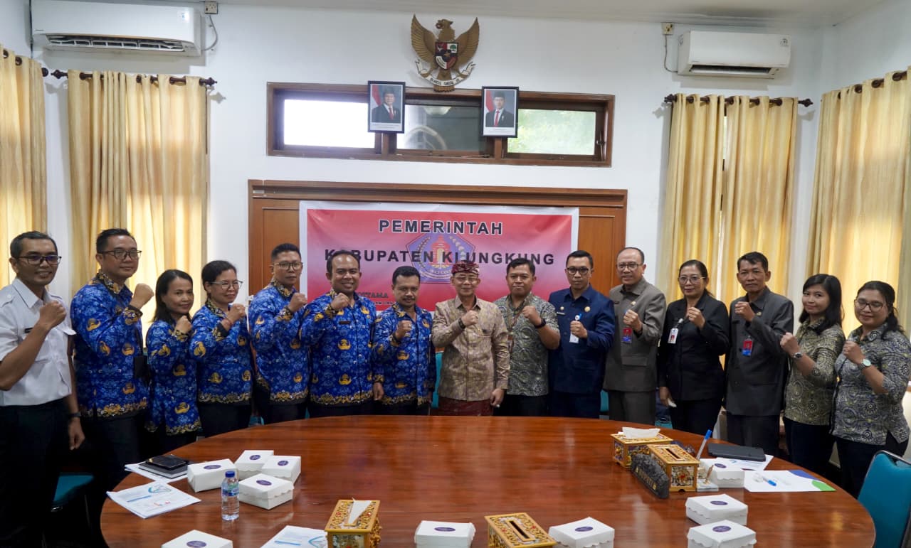 Wujudkan Layanan Kesehatan Berkualitas, Bupati I Made Satria Dorong Penguatan UHC di Klungkung