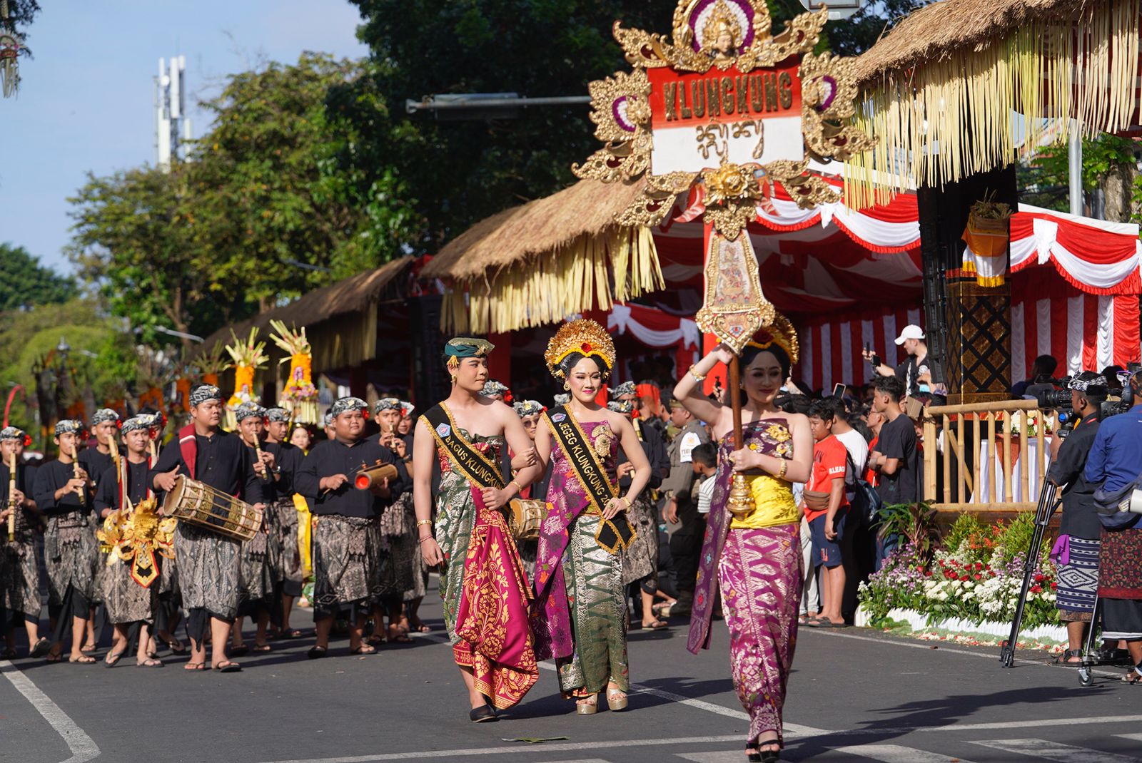 Klungkung Tampilkan Seni Sakral Barong Nongkling hingga Fragmen Tari “Pencok Saang” di Peed Aya PKB XLVIII