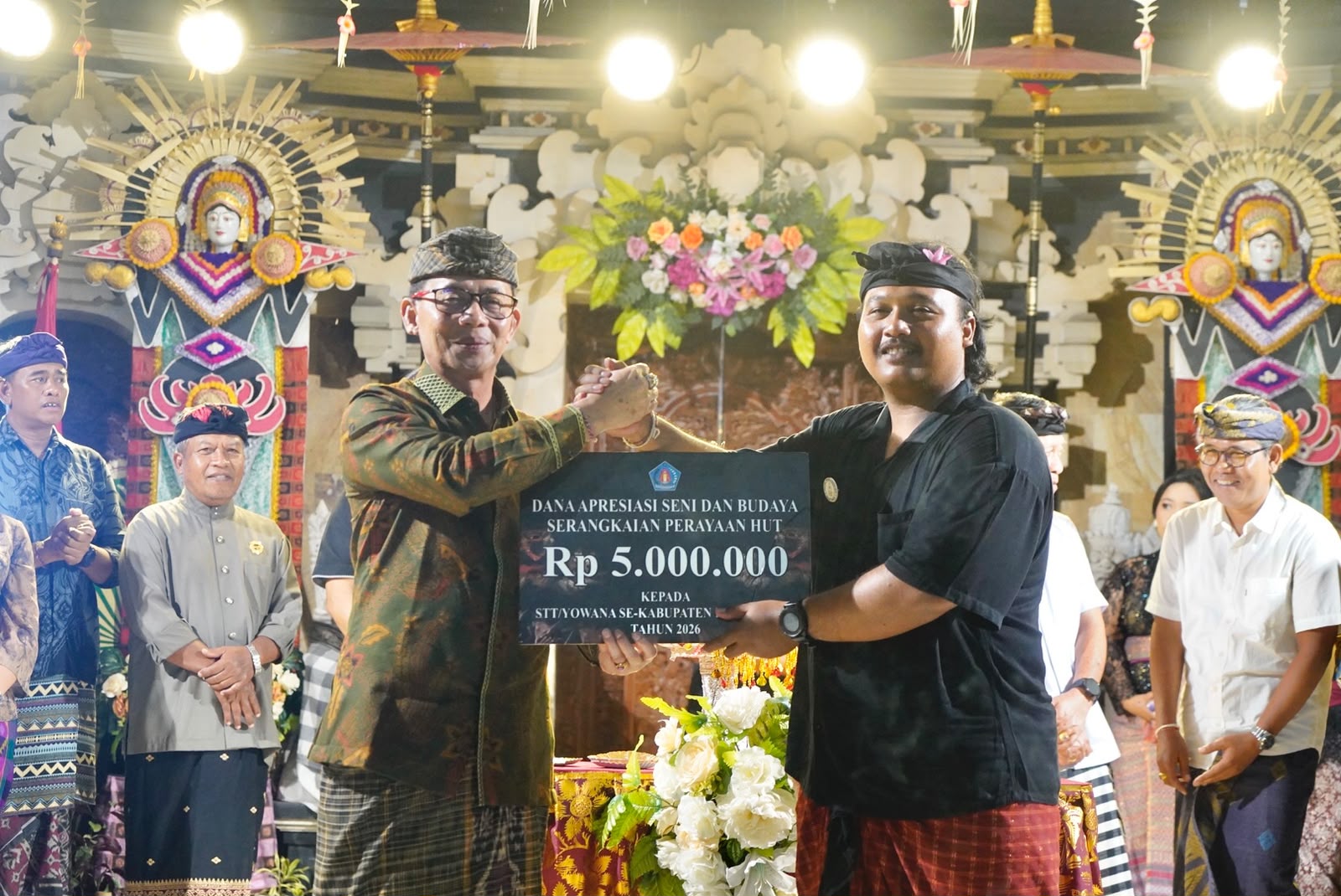 Peringati HUT ke-52 Yowana Bandhu Hita, Bupati Satria Ajak Pemuda Pegang Teguh Konsep Menyama Braya