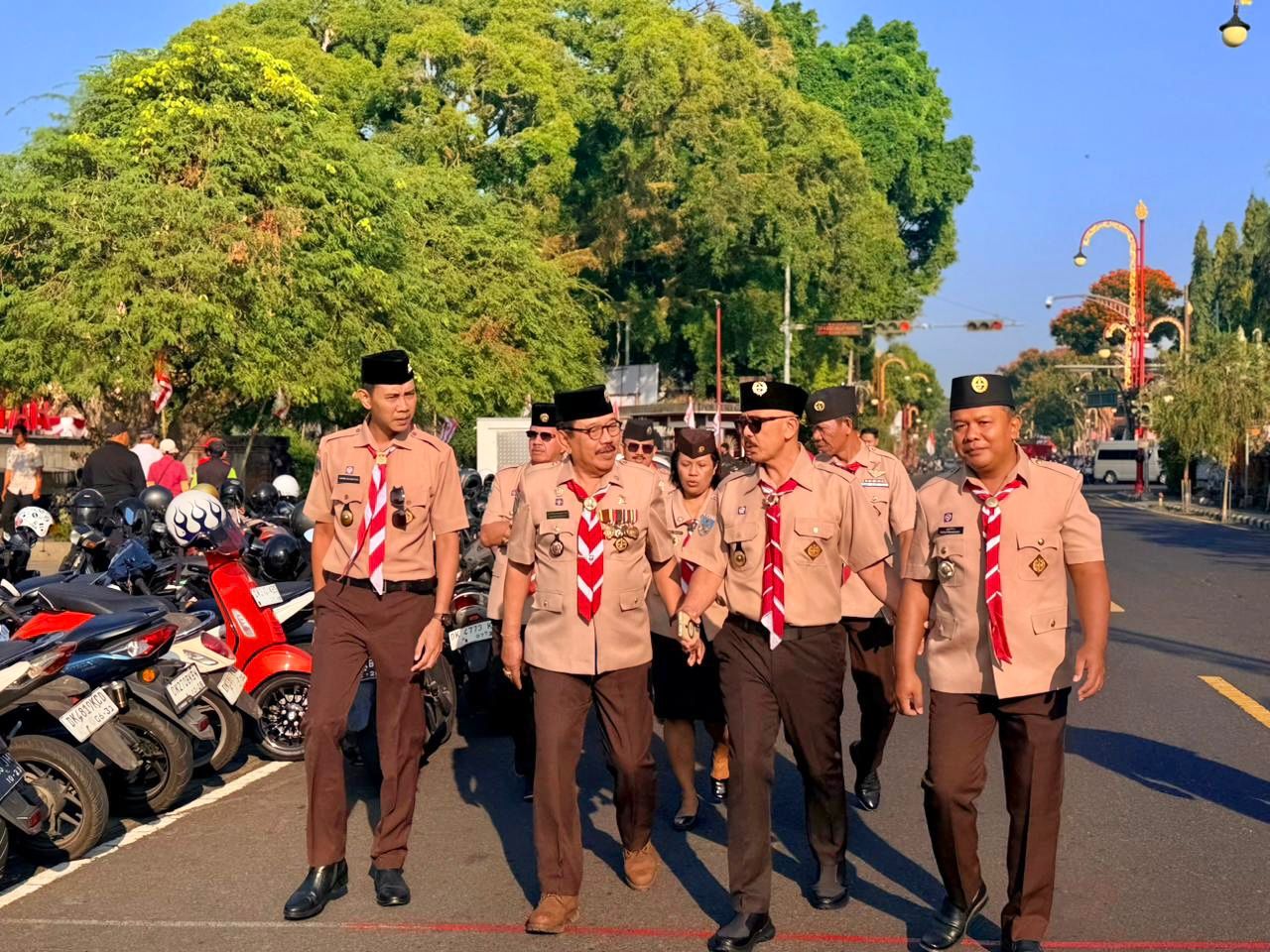 Wabup Tjok Surya Hadiri Upacara Peringatan Hari Pramuka Ke-65 Tingkat Daerah Bali di Gianyar